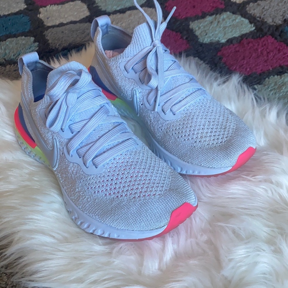 Nike Epic Flyknit React 2 - image 3